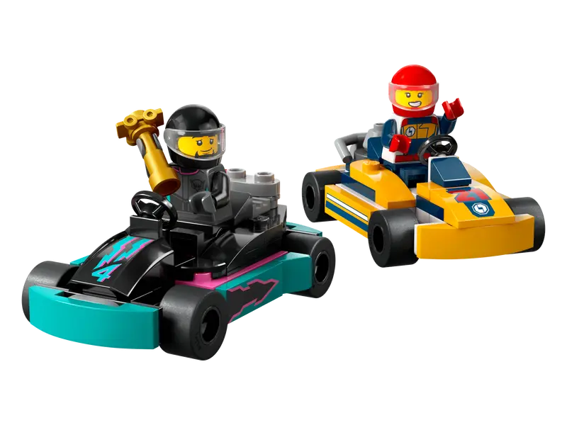 Go-Karts mit Rennfahrern